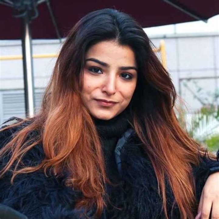 Surbhi Sikri Height, Weight, Net Worth, Age, Birthday, Wikipedia, Who, Nationality, Biography