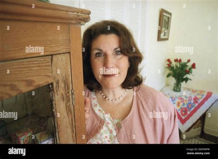 Susan Bluestein Net Worth