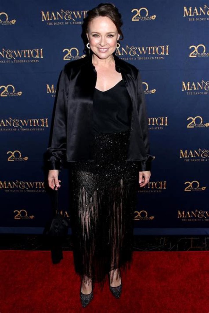 Tami Stronach Net Worth