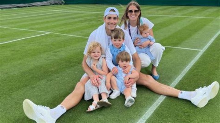 Tennis: How Tall Is John Isner In Feet And Inches? Wife/Partner Madison McKinley and Children