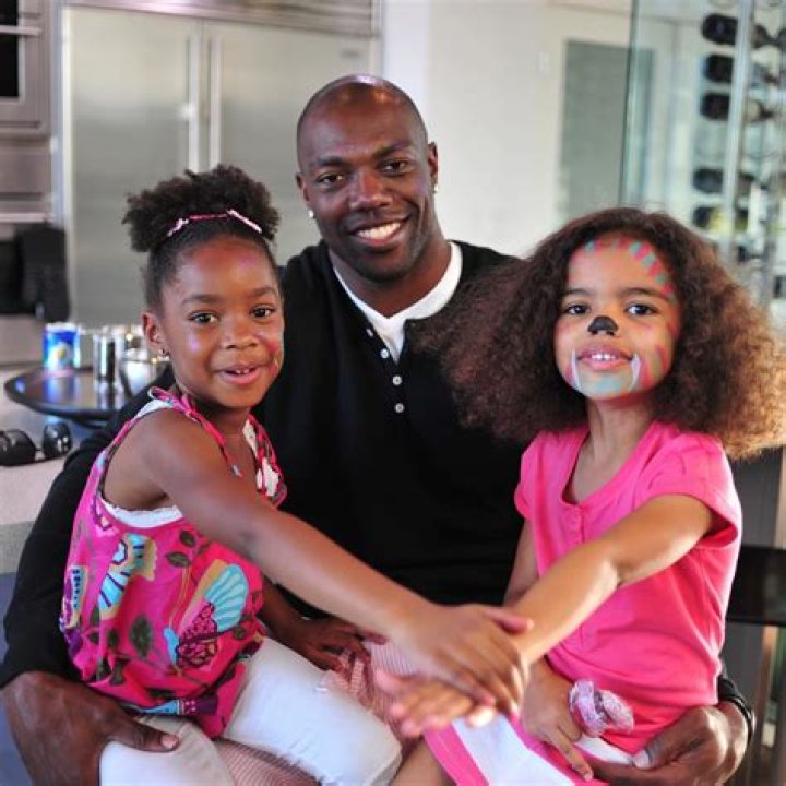 Terrell Owens Children: Meet Terique Owens, Kylee Owens, Atlin Owens, And Dasha Owens