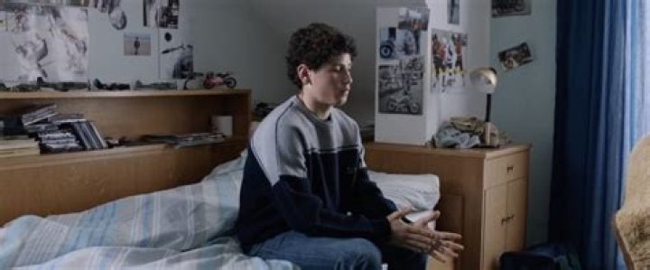 Theo Gladsteen Net Worth