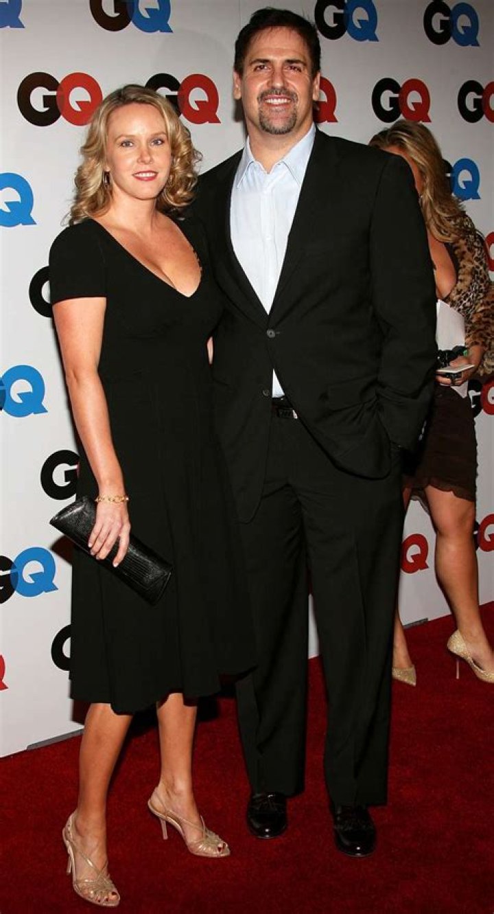 Tiffany Stewart, Mark Cuban Wife – Bio, Age, Net Worth, Wiki