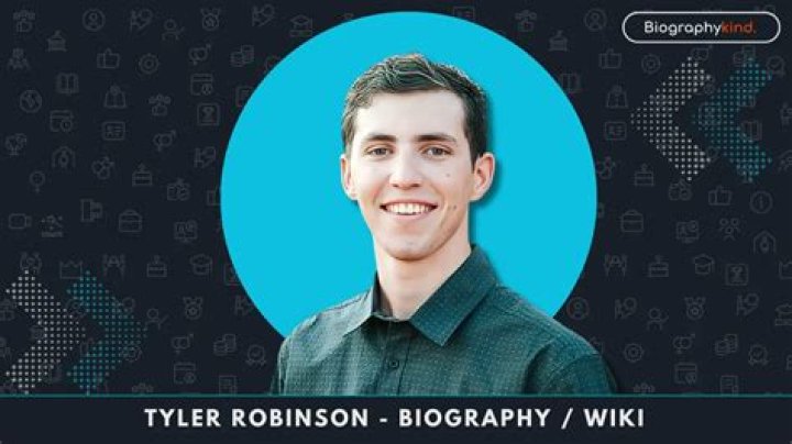 Tim Robinson Bio, Wiki, Age, Height, Wife, Net Worth, Netflix, SNL and Shows