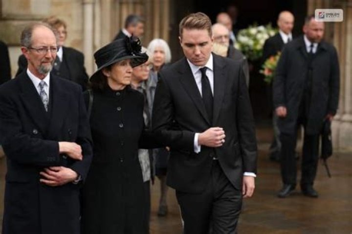 Timothy Hawking Net Worth