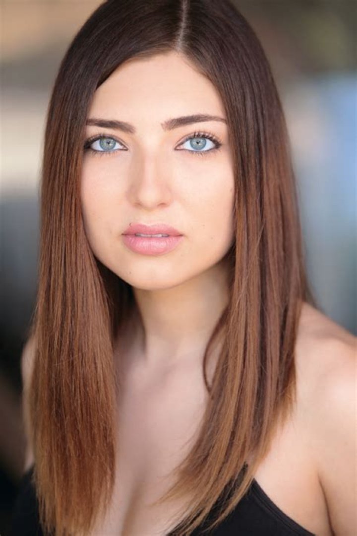 Vanessa Toll Net Worth