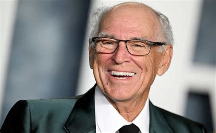 Walter Hodge’s biography, net worth, fact, career, awards and life story