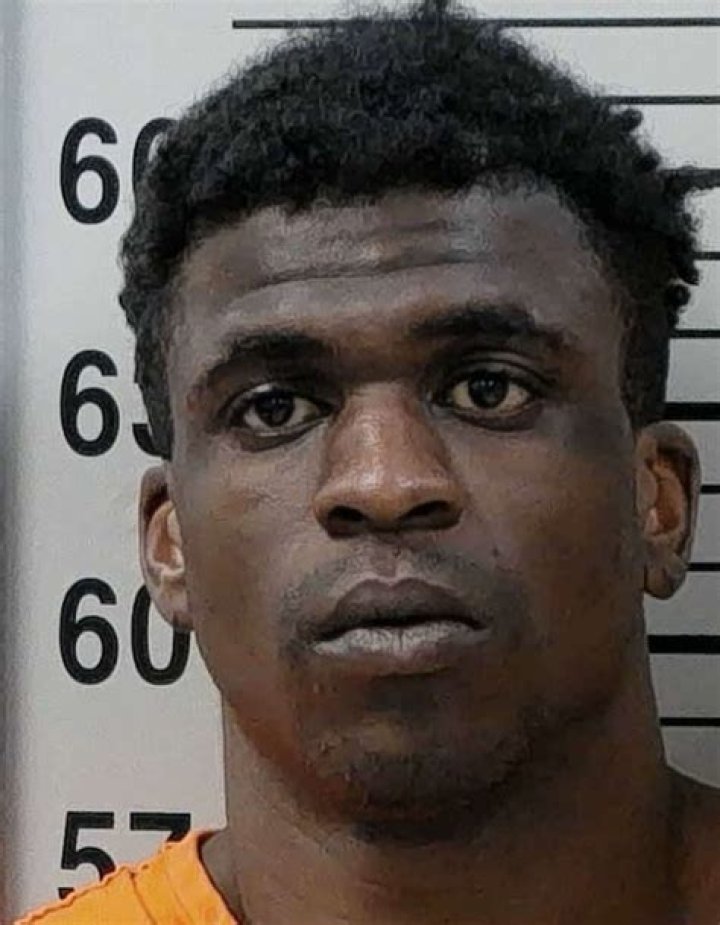 
What Happened To Liese Dodd? Deundrea Holloway Decapitated Her 