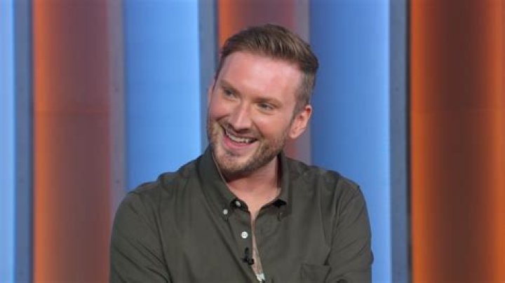 Where is Sinead Matthews from? Where does Sinead Matthews live?