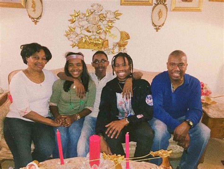 Who are Jill Scott Parents? Jill Scott Biography, Parents Name and More