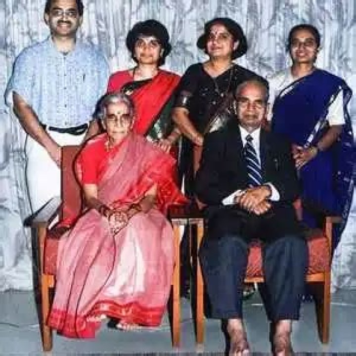 
Who are Sudha Murthys Parents? Sudha Murthy Biography, Parents Name and More 