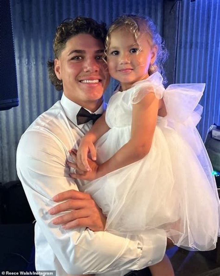 Who is Helene Walsh? Joe Walsh’s Wife Wiki, Bio, Age, Children, Family, Net Worth, Illinois, Instagram, Nationality and Ethnicity