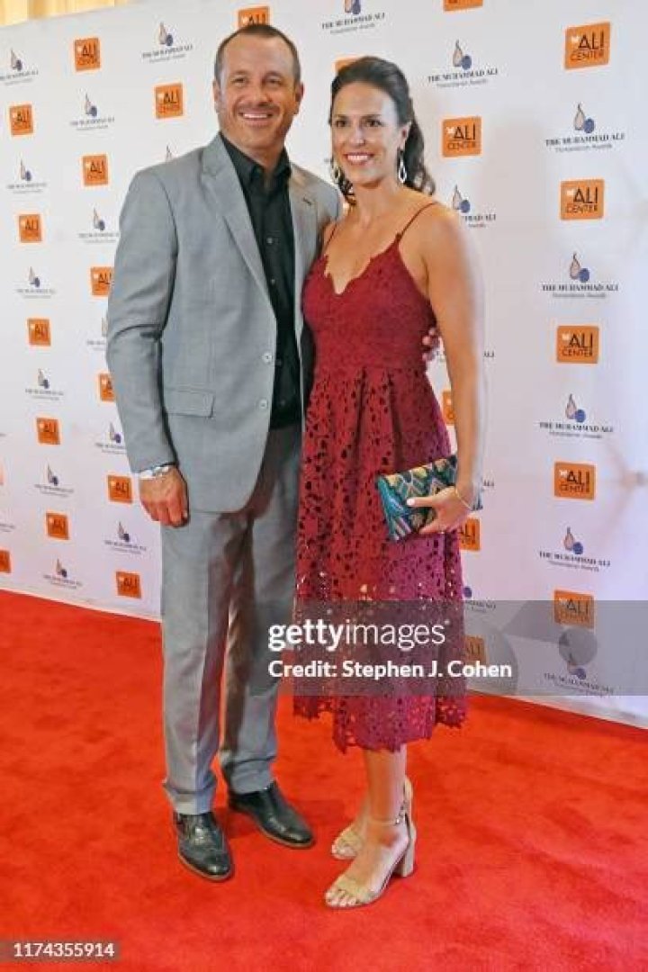 Who Is Jeff Walz Wife Lauren Lueders Walz ? Everything About The Former Basketball Player