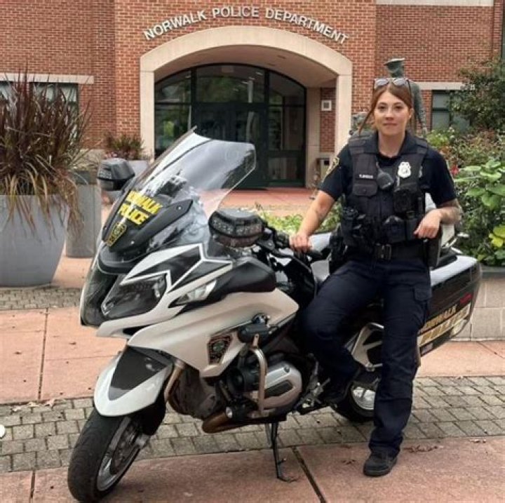 
Who Is Jermaine Nash From Norwalk CT? Veteran Police Officer Arrested For Assault 