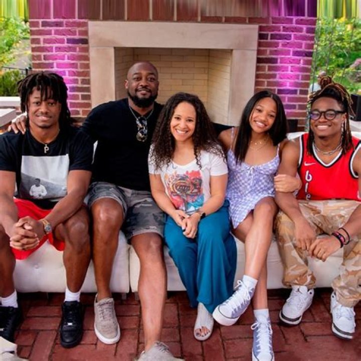 Who Is Kiya Winston? Mike Tomlin Wife Married Life And Kids