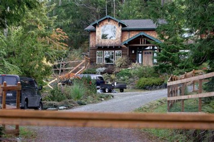 Who Is Linda Opdycke? Multimillionaire Wally Opdycke Daughter And Mark Stover Murder Case Details