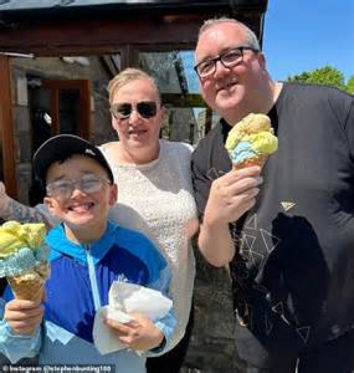 
Who Is Stephen Bunting Wife? Details To Know About His Family 