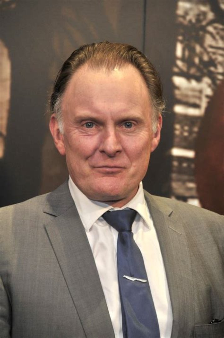 Who Is the Actor Tom Glenister? Unknown Robert Glenister Son Facts
