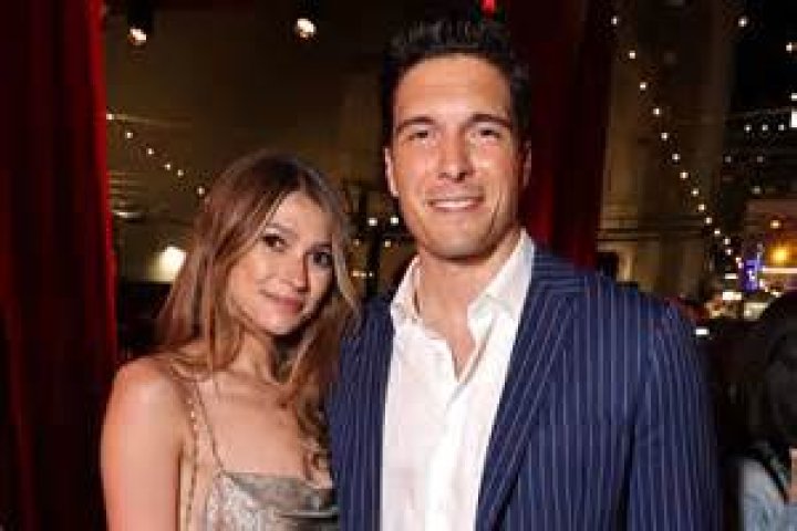 William Reeve Height, Weight, Net Worth, Age, Birthday, Wikipedia, Who, Nationality, Biography